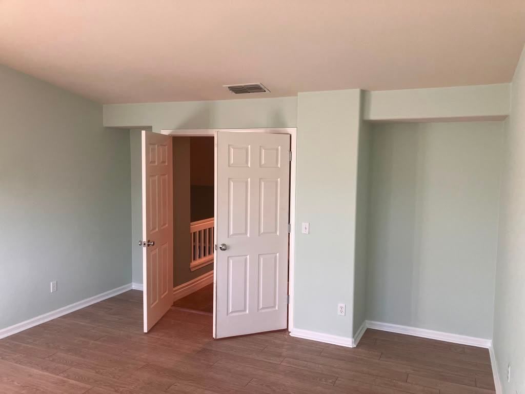 Project 36 — interior room painted by Rafael's Painting Inc.