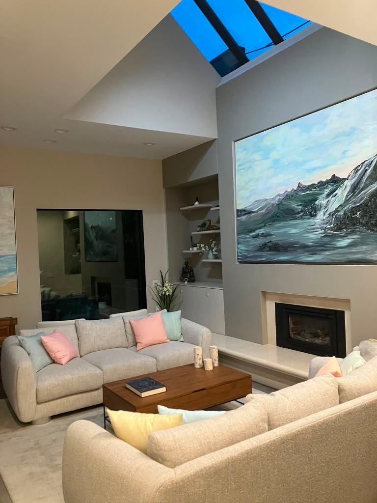 Project 9 — interior room painted by Rafael's Painting Inc.