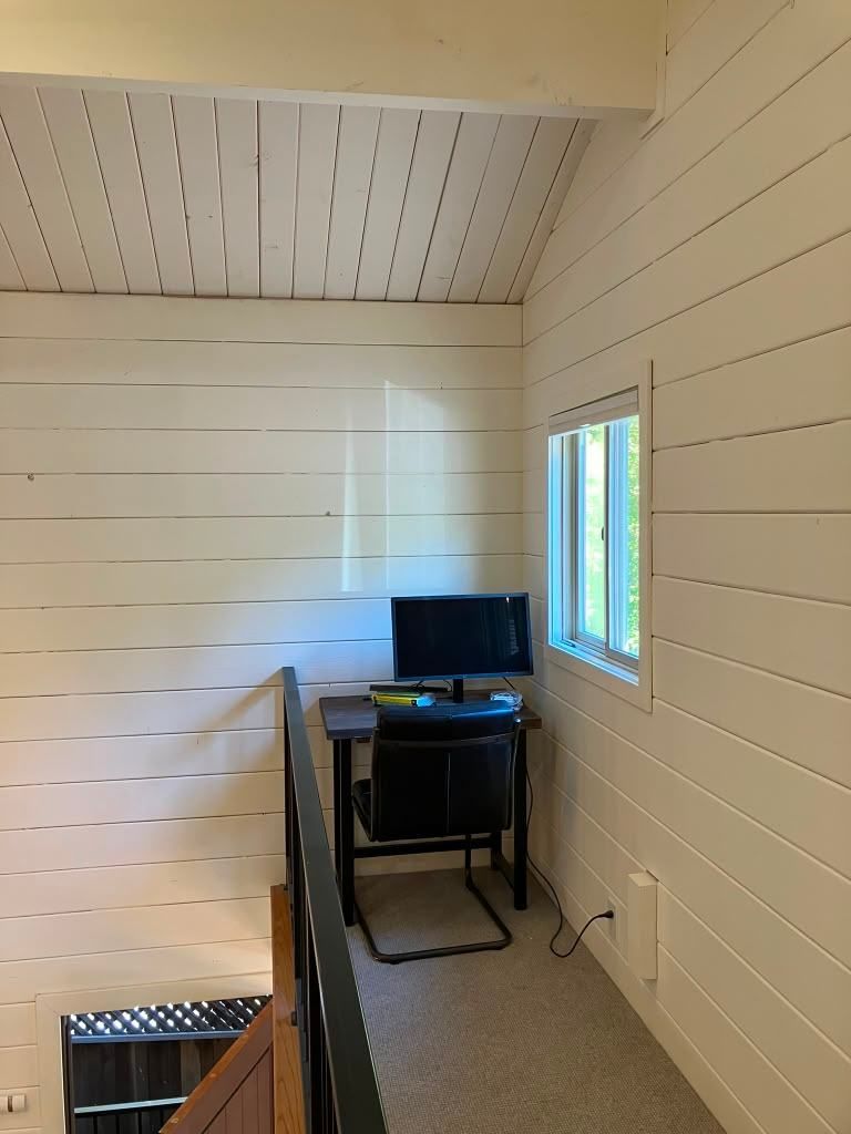 Project 21 — interior room painted by Rafael's Painting Inc.
