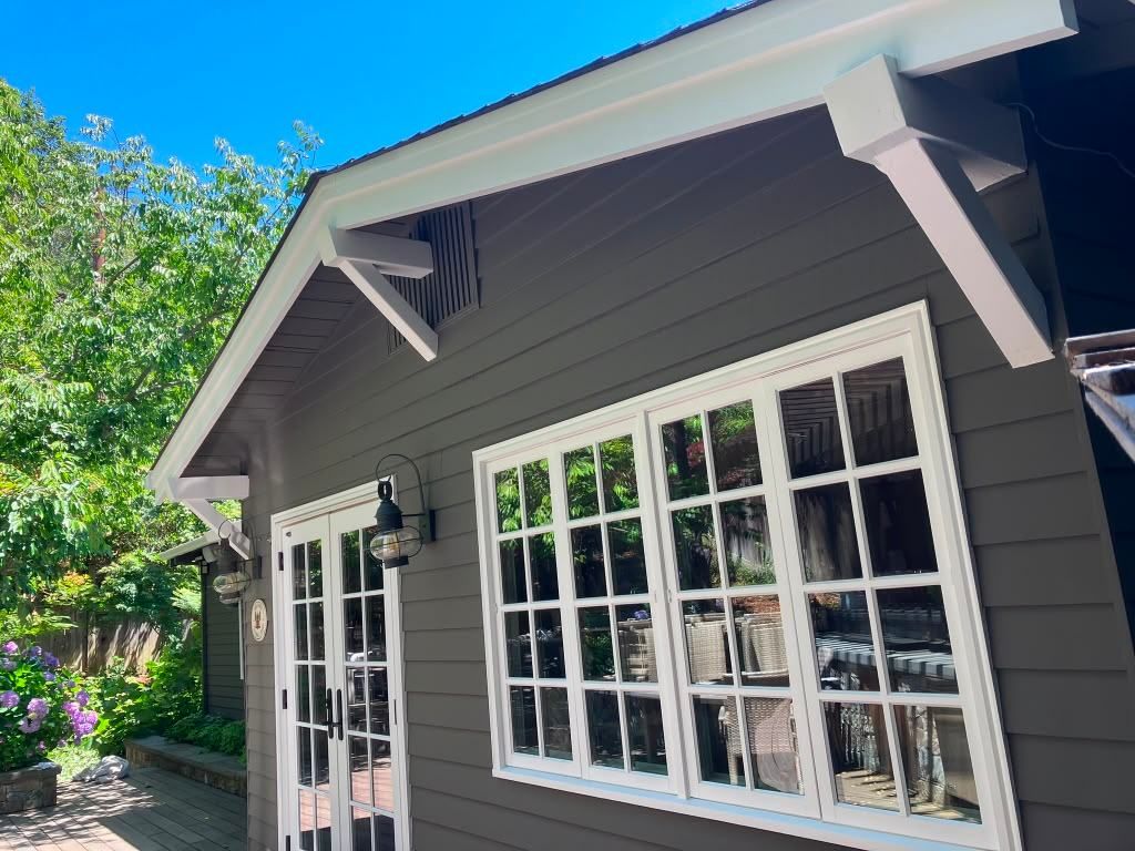 Project 27 — exterior of a home painted by Rafael's Painting Inc.